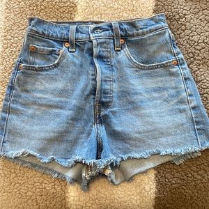 Levi rib cage shorts